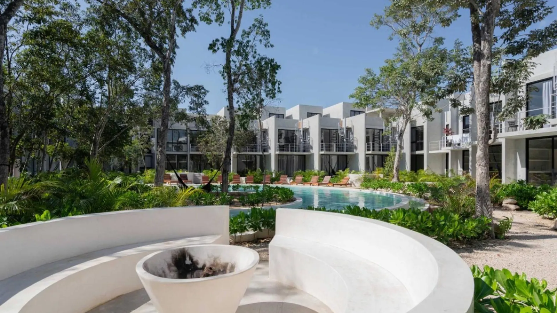 204 Seremonia Selva Private Pool New Apartment King Bed Wifi Tulum Mexique