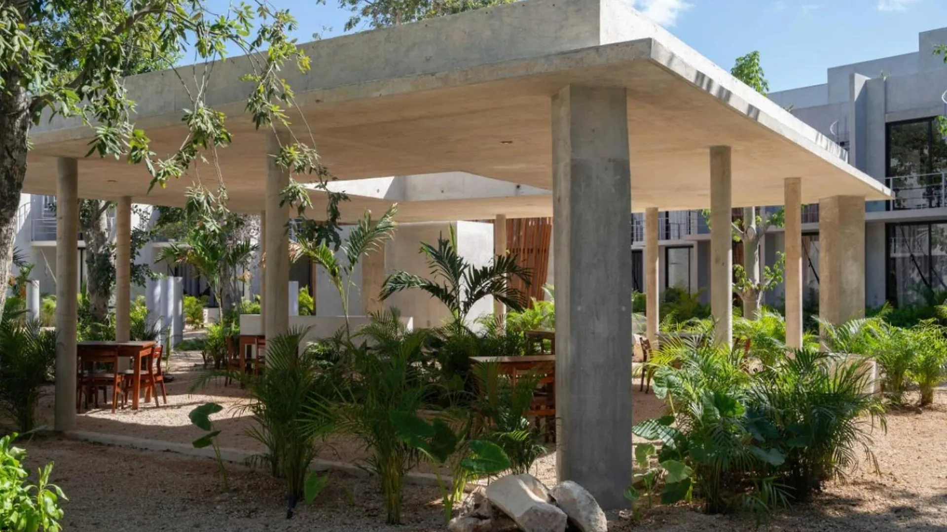 204 Seremonia Selva Private Pool New Apartment King Bed Wifi Tulum