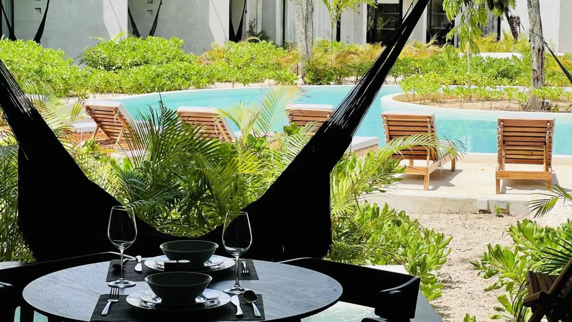 204 Seremonia Selva Private Pool New Apartment King Bed Wifi Tulum Mexique